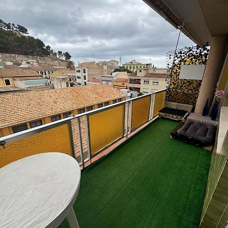Habitacion Triple En El Centro Con Vistas Дения Экстерьер фото